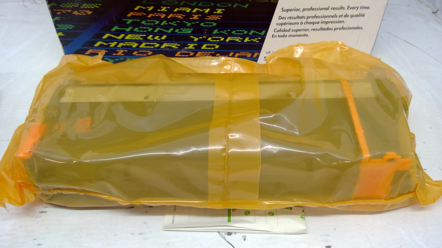 HP C9733A Magenta Toner Cartridge (Open Box) for Color LaserJet 5500 5550